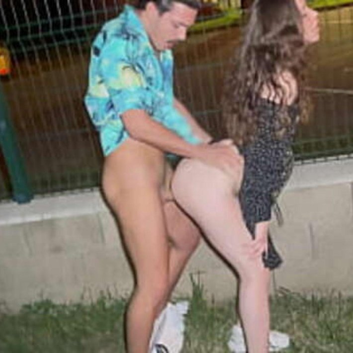 На улице секс
