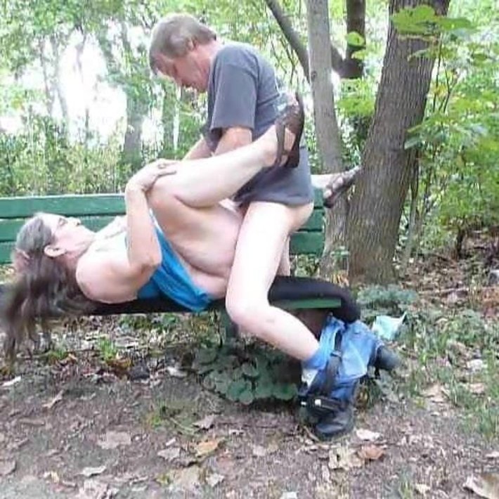 Отымели пьяную на улице