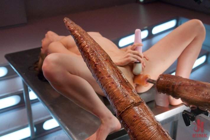 Фаллоимитатор в виде щупальца