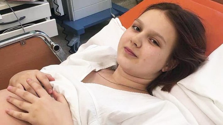 Забеременевшая в 13 лет даша суднишникова: