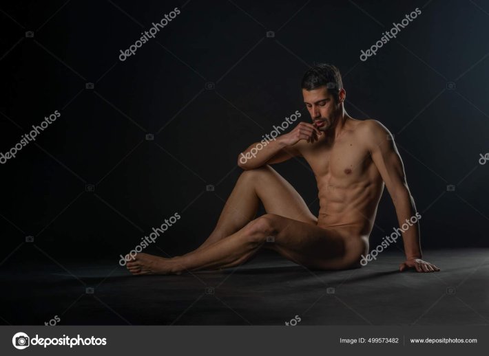 Kyle Hynick полностью голый