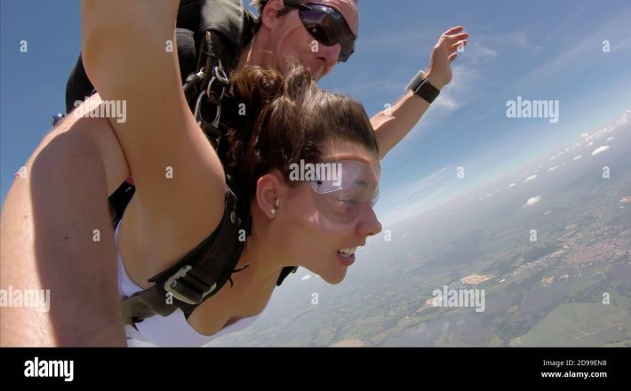 Tandem skydiving