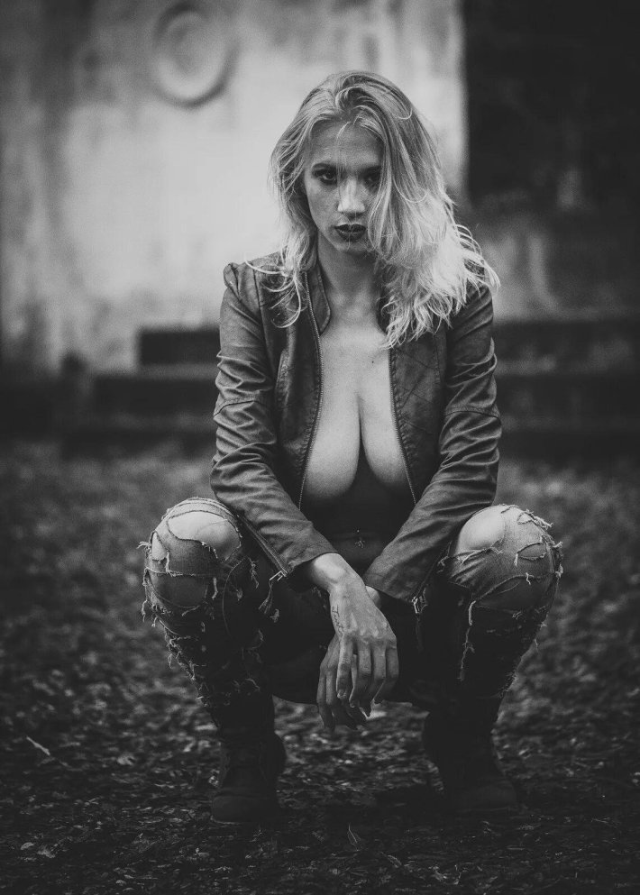 Natasha Legeyda офигенна грудь