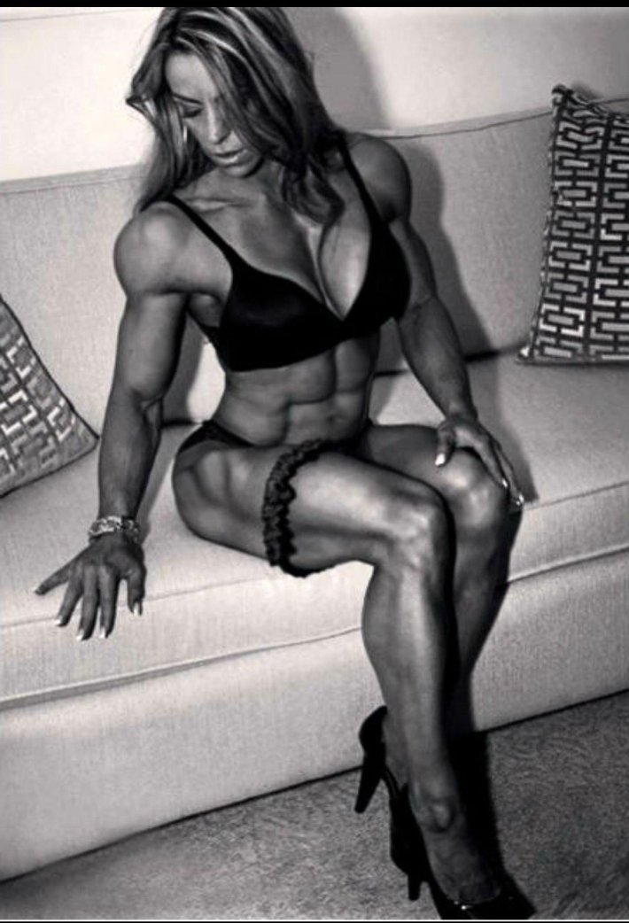 Джулиана Малакарне (Juliana Malacarne)