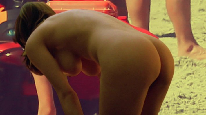 Александра Даддарио ass