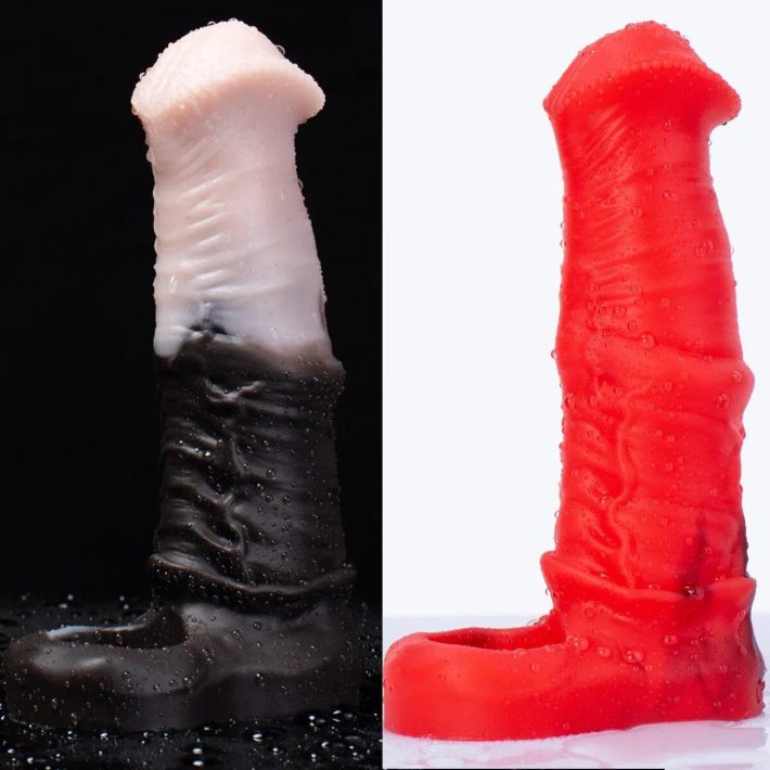 Пластиковый фаллоимитатор