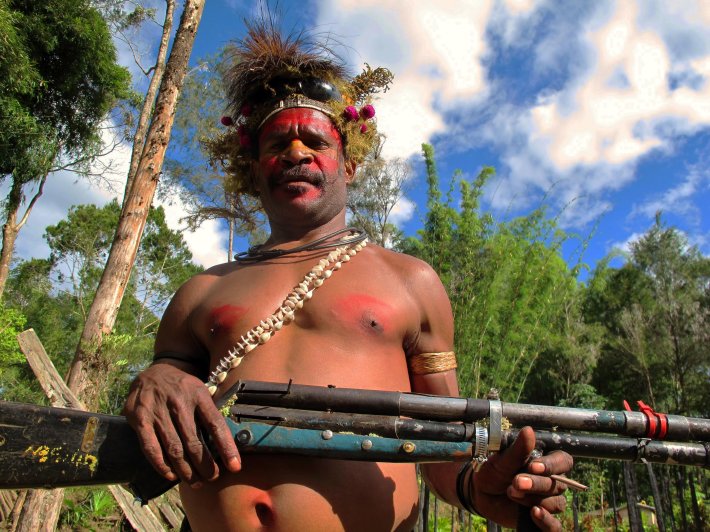 Племя папуасов