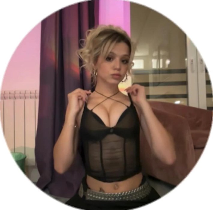 Юля гаврилина блоггер