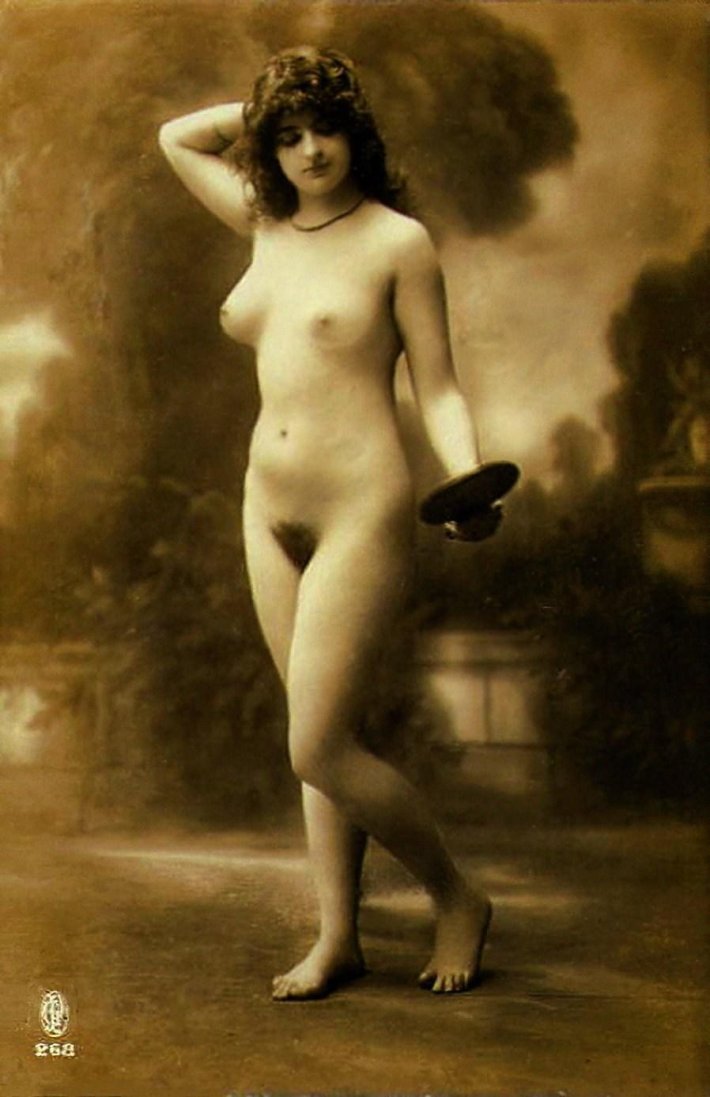 Эротическая фотосессия 19 века