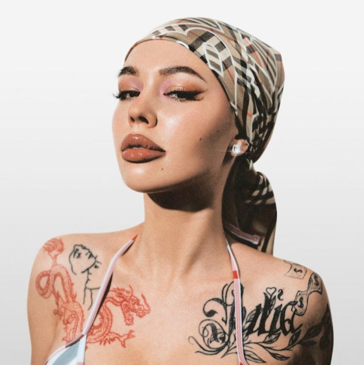 Queen of rap инстасамка