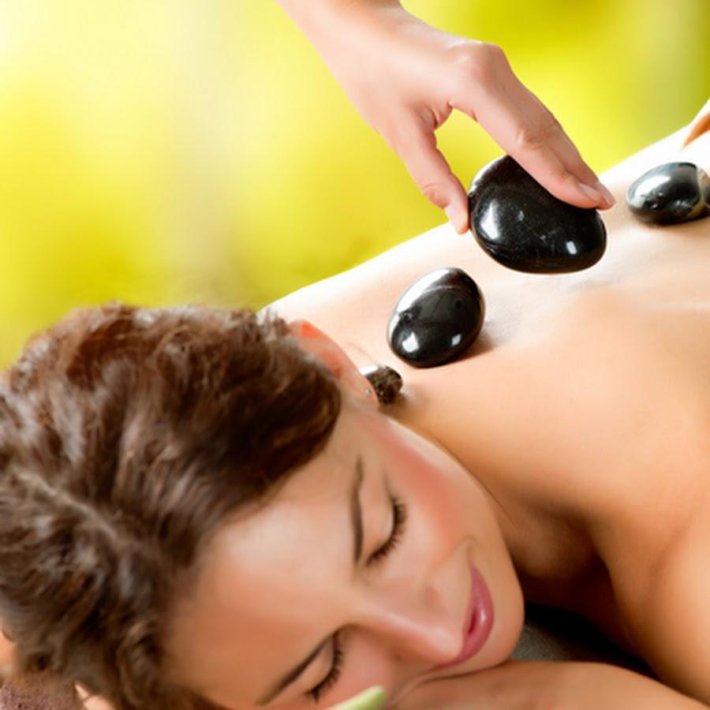 Массаж горячими камнями (stone massage)