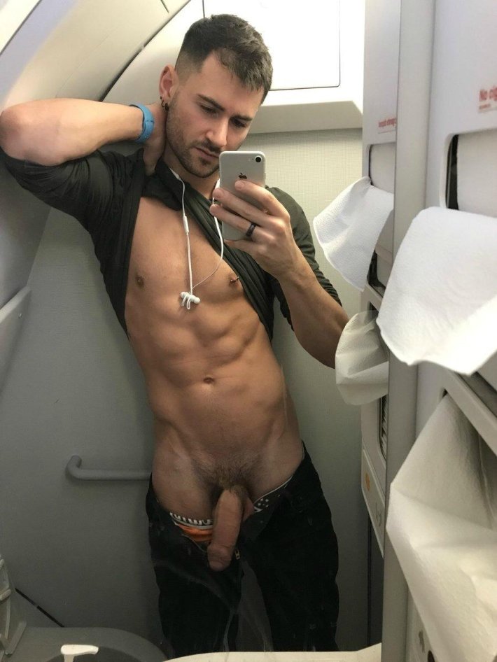 Мужские эротические селфи