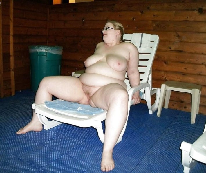 Голые толстые женщины в бане
