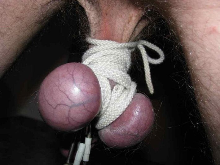 Яйца перетянутые веревкой