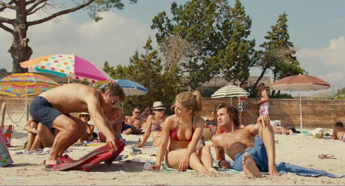 Алис Исааз 2015