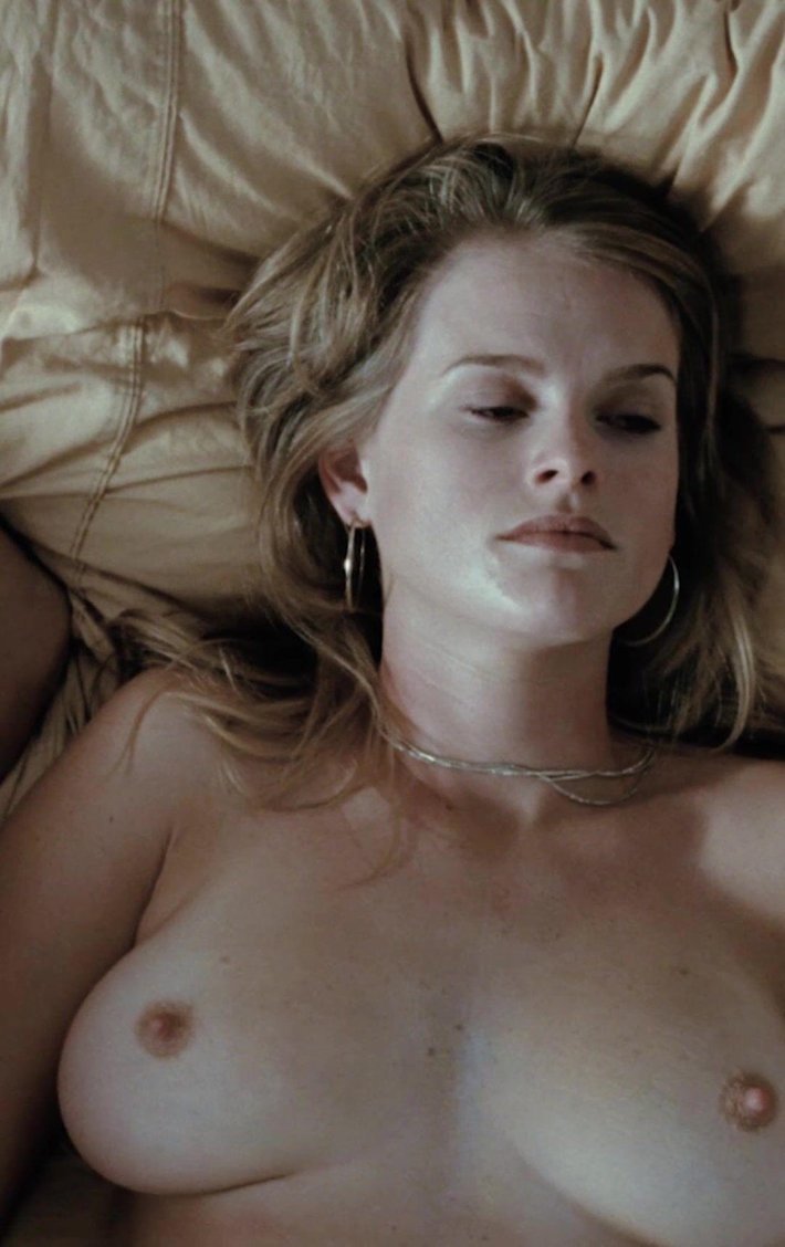 Сиськи Элис Ив Стартрек