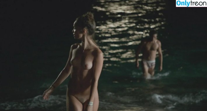 Алис исааз лола ле ланн голая