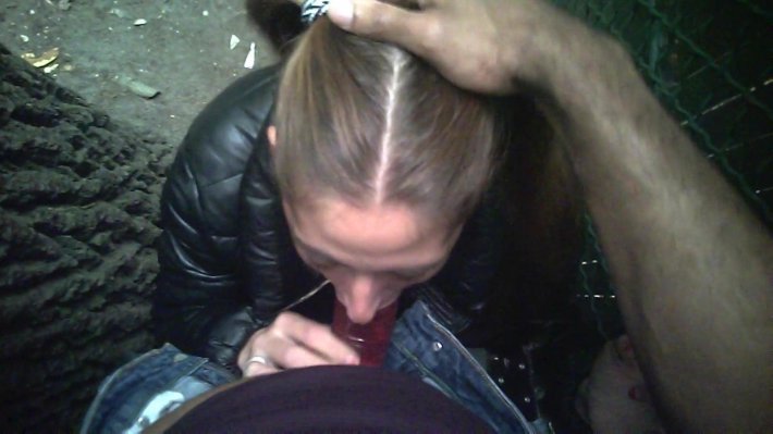 Street hooker Romanian blowjob and facial