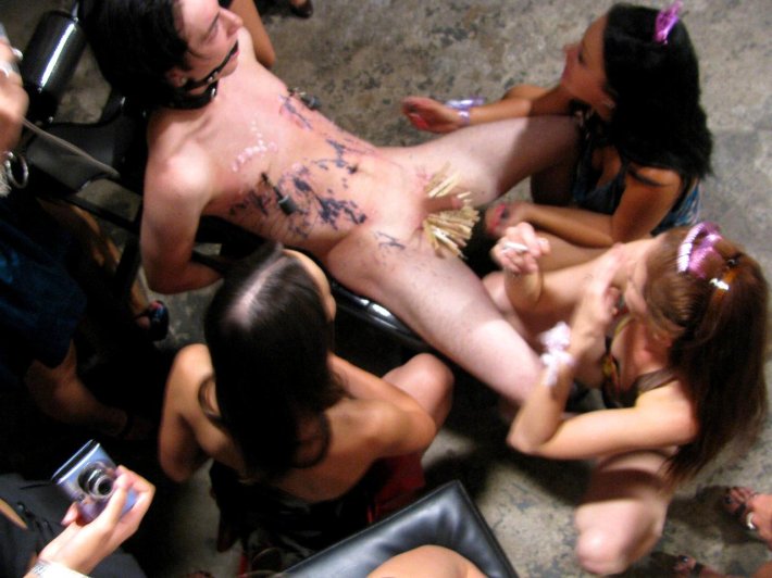 Amber Rayne пьяная на публике