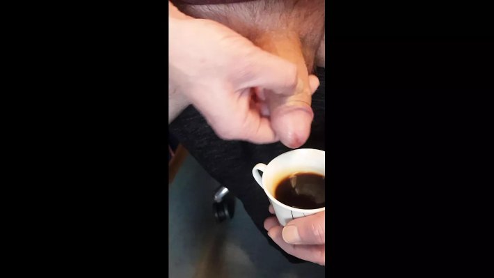 Candid cum in Coffee