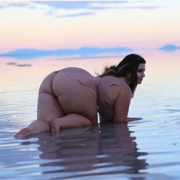 Лондон Эндрюс пышная erotika