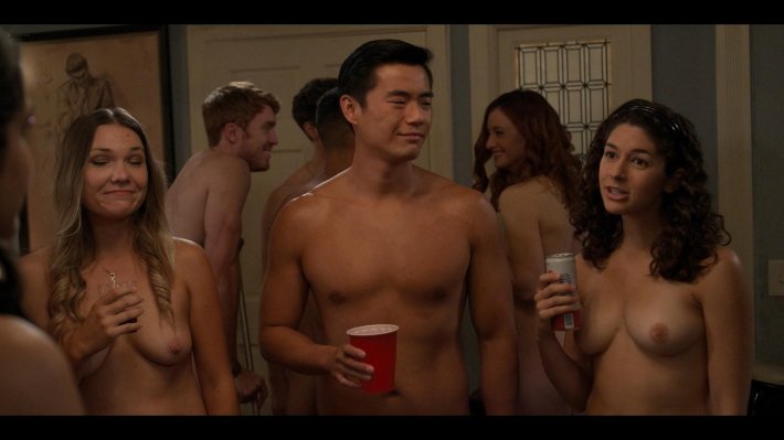 Актриса Паулина Чаламет фото голая