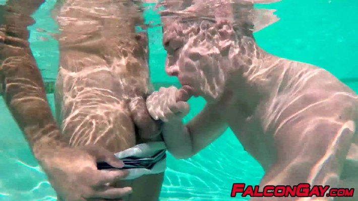 Порно с водой