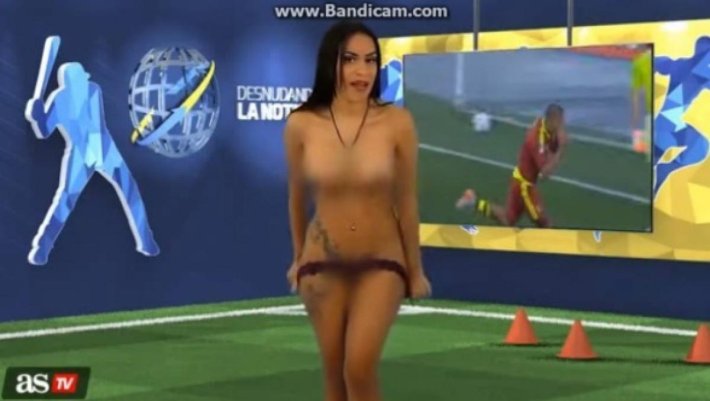 Телеведущая Юви Пальярес