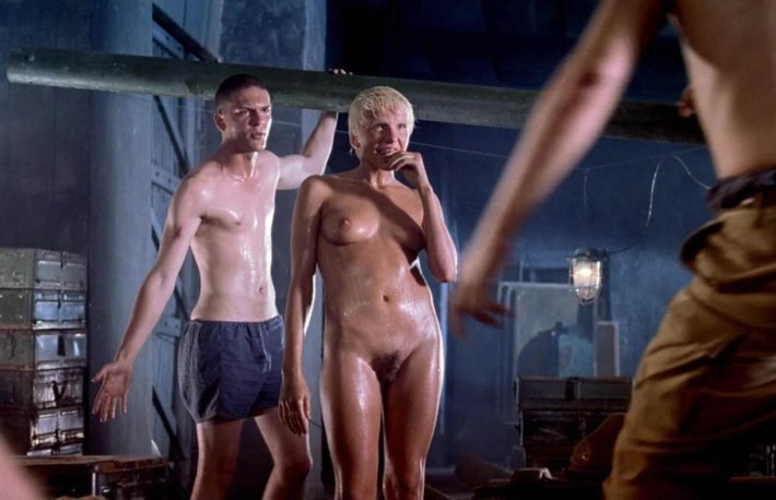 Ирина Рахманова 9 рота Белоснежка голая