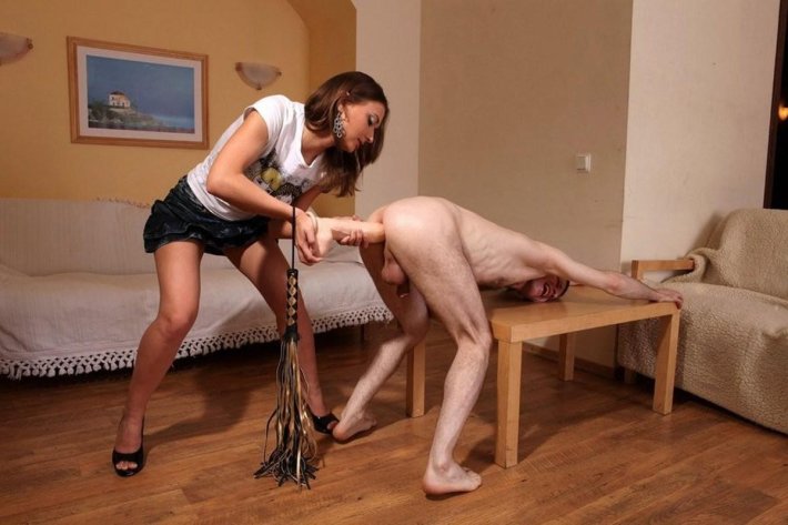 Страпон унижение мужчин