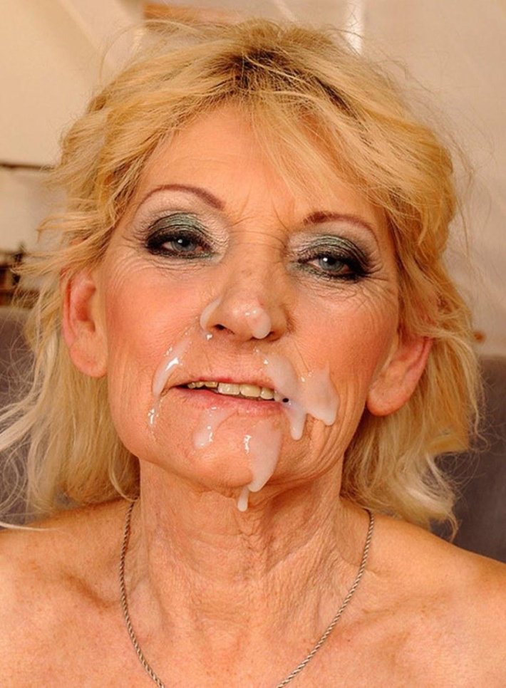 Лицо старухи в кончине