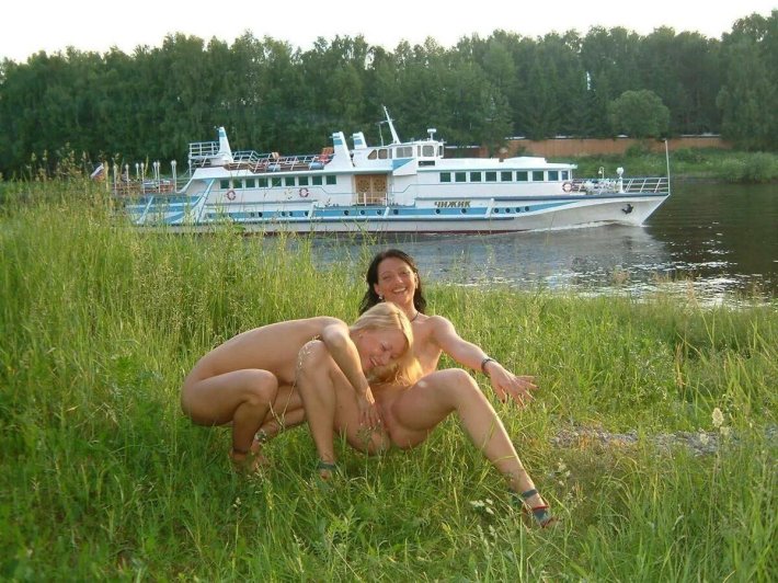 Голые фотосессии с Волгой