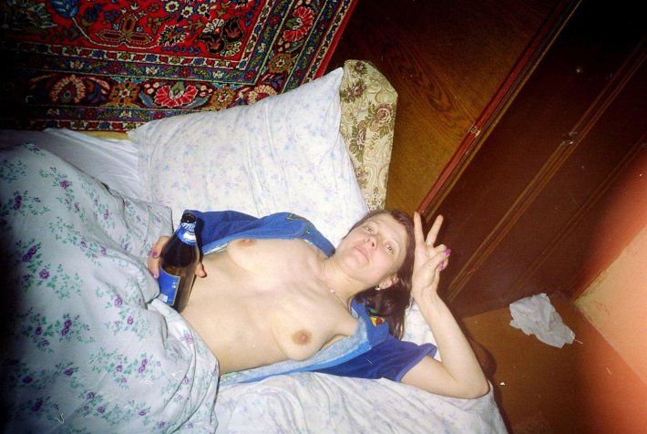 Голые пьяные Деревенские девки