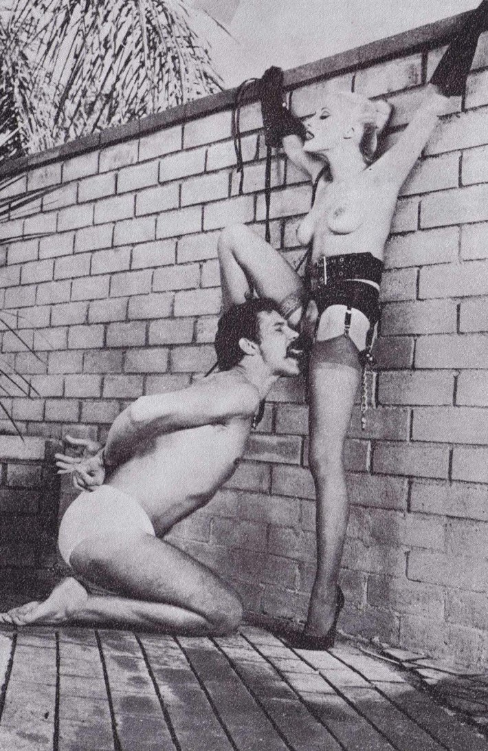 Ретро порнография Фемдом