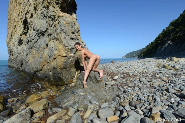 Голые женщины в Дивноморске