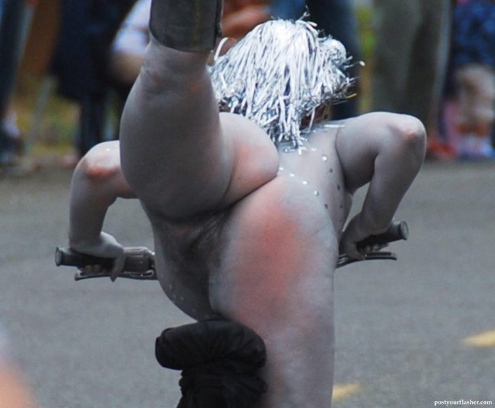 Фестиваль парад голых женщин