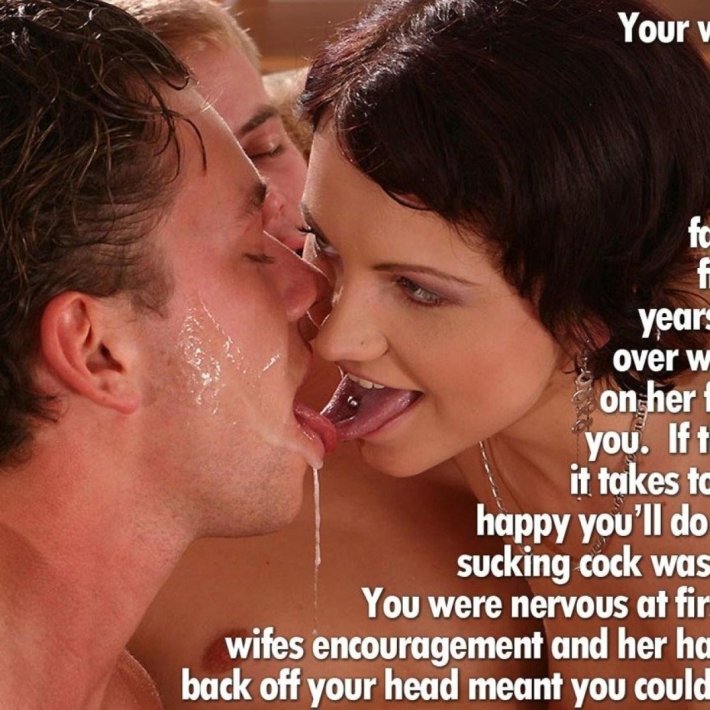 Муж слизывает с губ жены