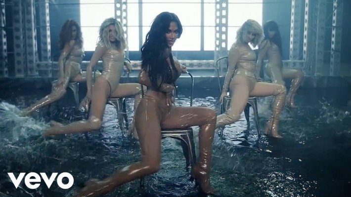 Эротические музыкальные видеоклипы