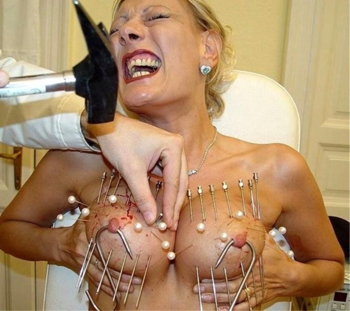 Женщине отрезали сиськи