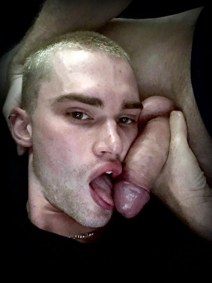 Кирилл Воронин онлифанс