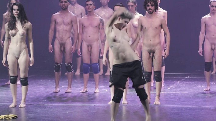 Male nude Theatre голый театр Бродвей