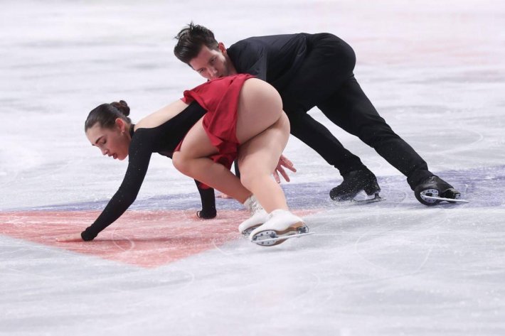 Голая фигуристка Эшли Вагнер