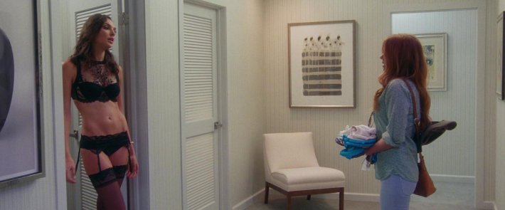 Айла Фишер шпионы по соседству