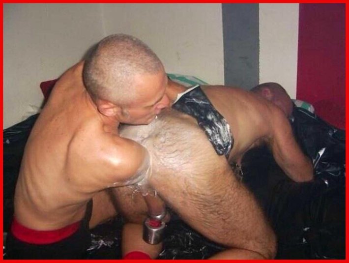 Жесткий мужской фистинг