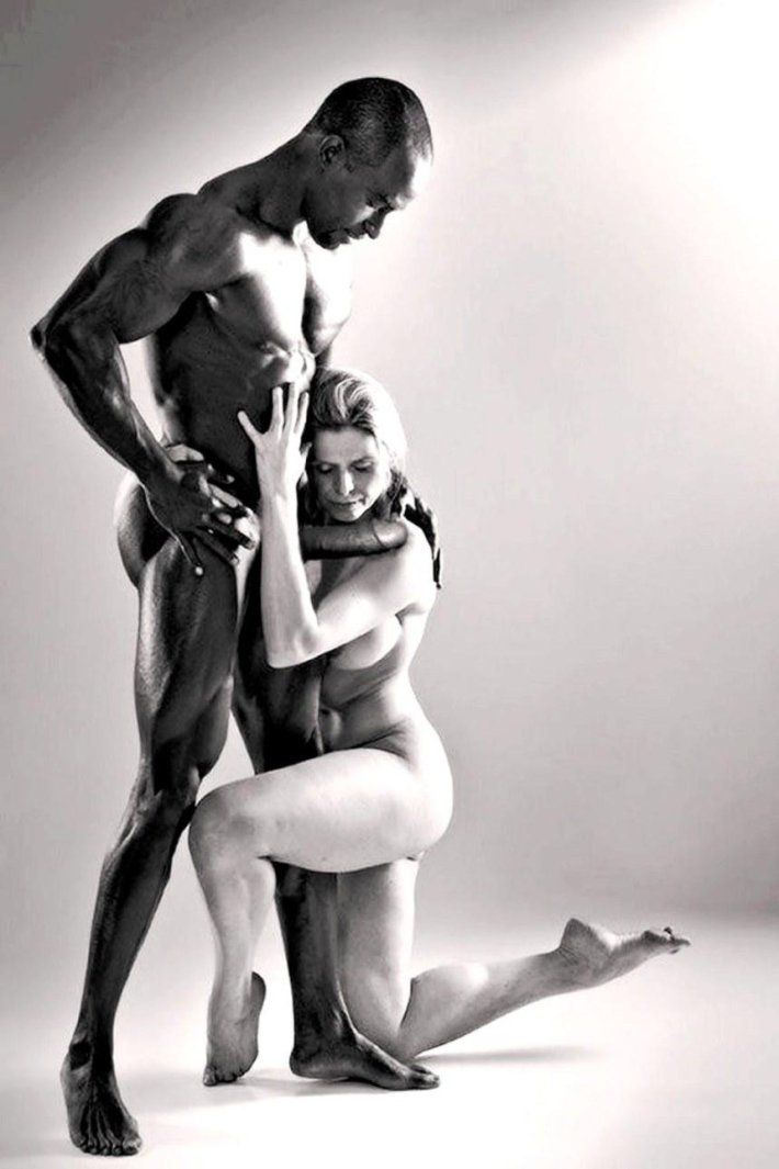 Голые мужчины и жещ