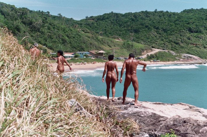 Дикие пляжи Бразилии ню