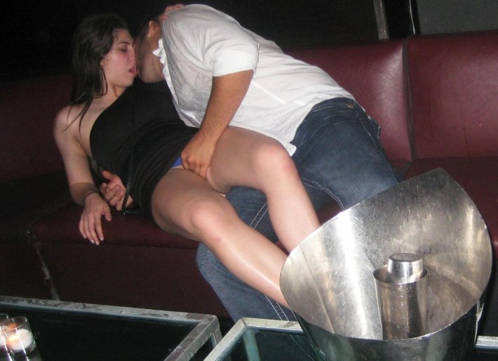 Подростки лапают пьяные сиськи частное