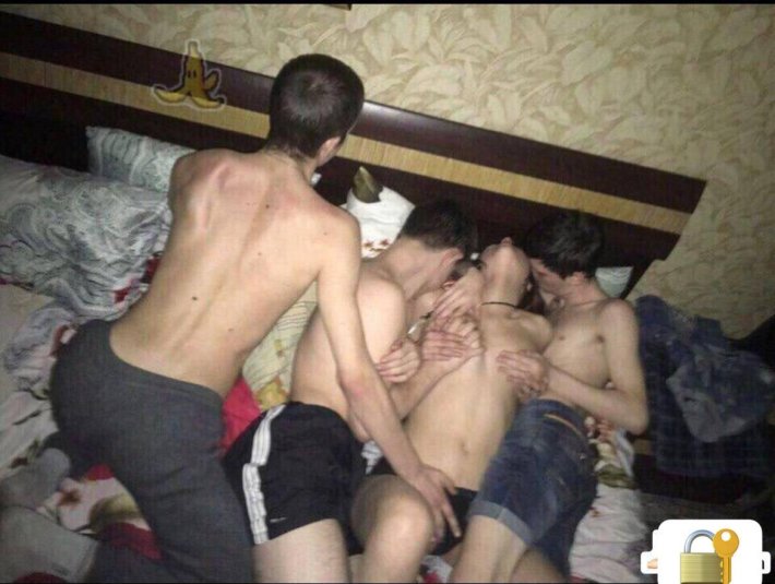 Девушки голышом на вписке