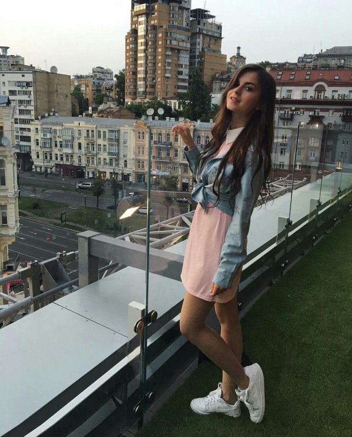 Алена Венум рост