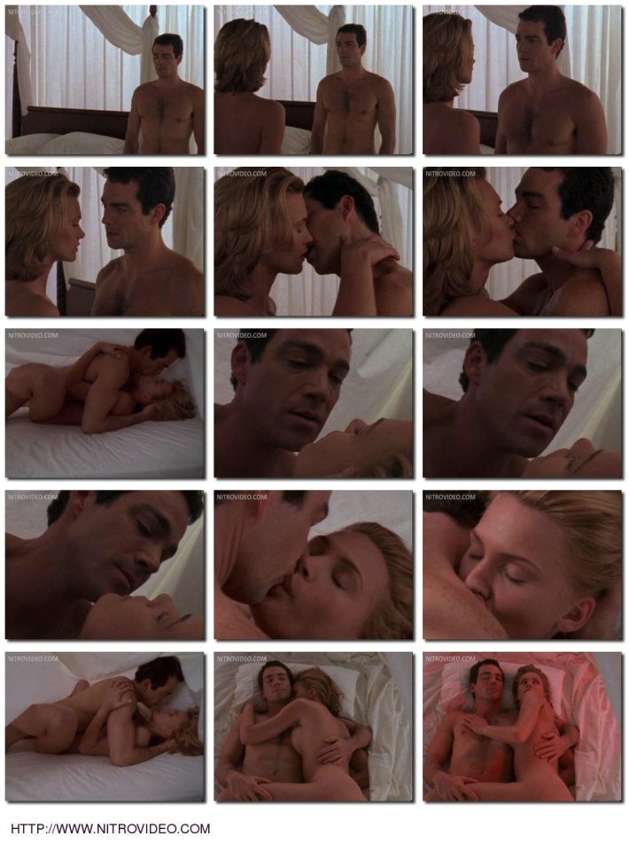 Наташа Хенстридж сиськи